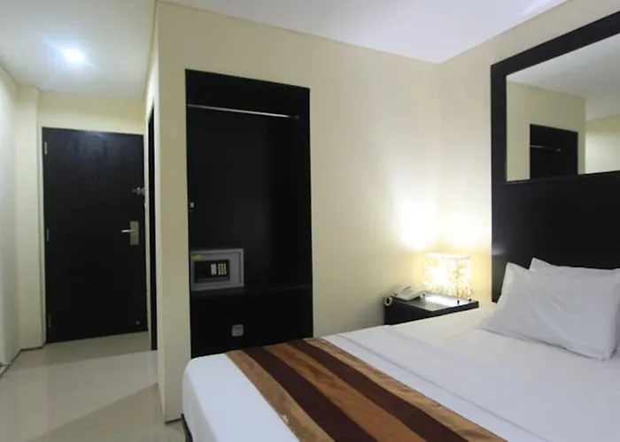 Airport Kuta And Residences ホテル