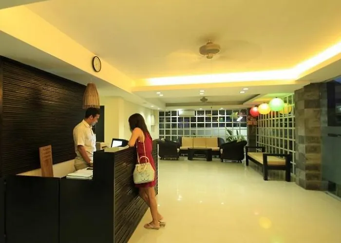 Airport Kuta And Residences トゥバン