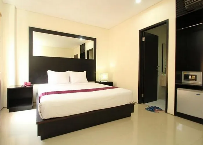 ホテル Airport Kuta And Residences トゥバン