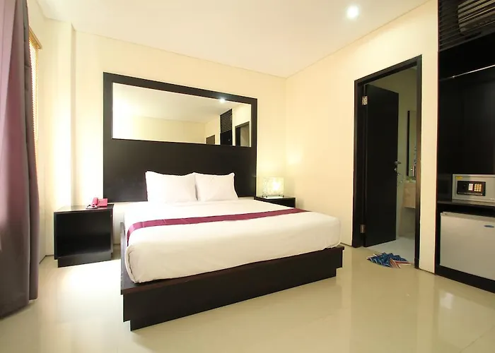ホテル Airport Kuta And Residences トゥバン