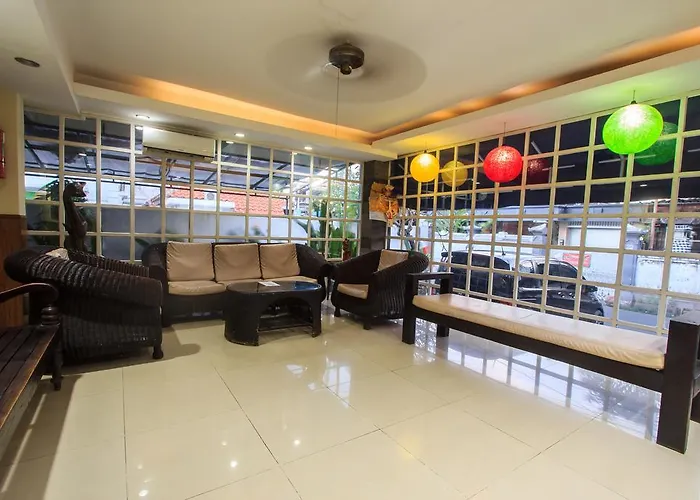 Airport Kuta And Residences 2* トゥバン